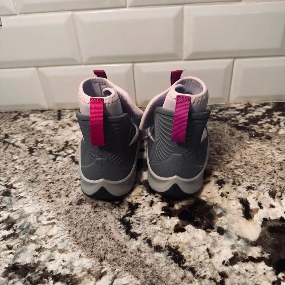 Nike Kids Binzie Boot Infant/Toddler, Smoke Grey/Violet Size 7